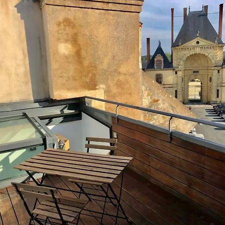 Suites Rive Gauche - TERRASSE VUE CHÂTEAU FONTAINEBLEAU - Chez Lydia Exterior foto